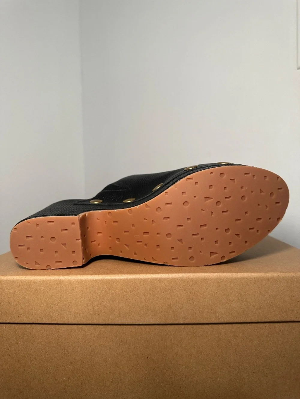 Charlotte Stone Ellery Platform - Size 8